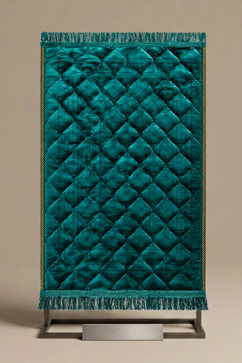Green Motive - Budget Series Embossed